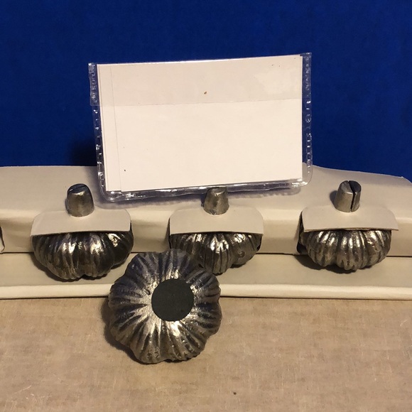 Pier 1 Metal Pumpkin Place Card Holders 4 Holders 8 Cards - Picture 4 of 6